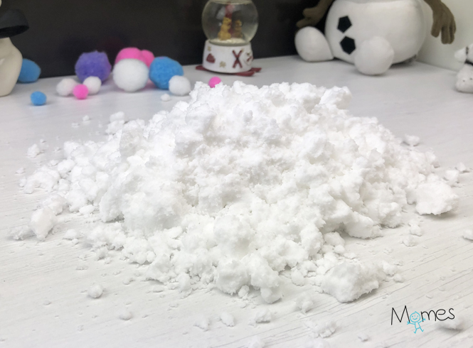 Recette - Comment faire de la neige artificielle maison ? | MOMES